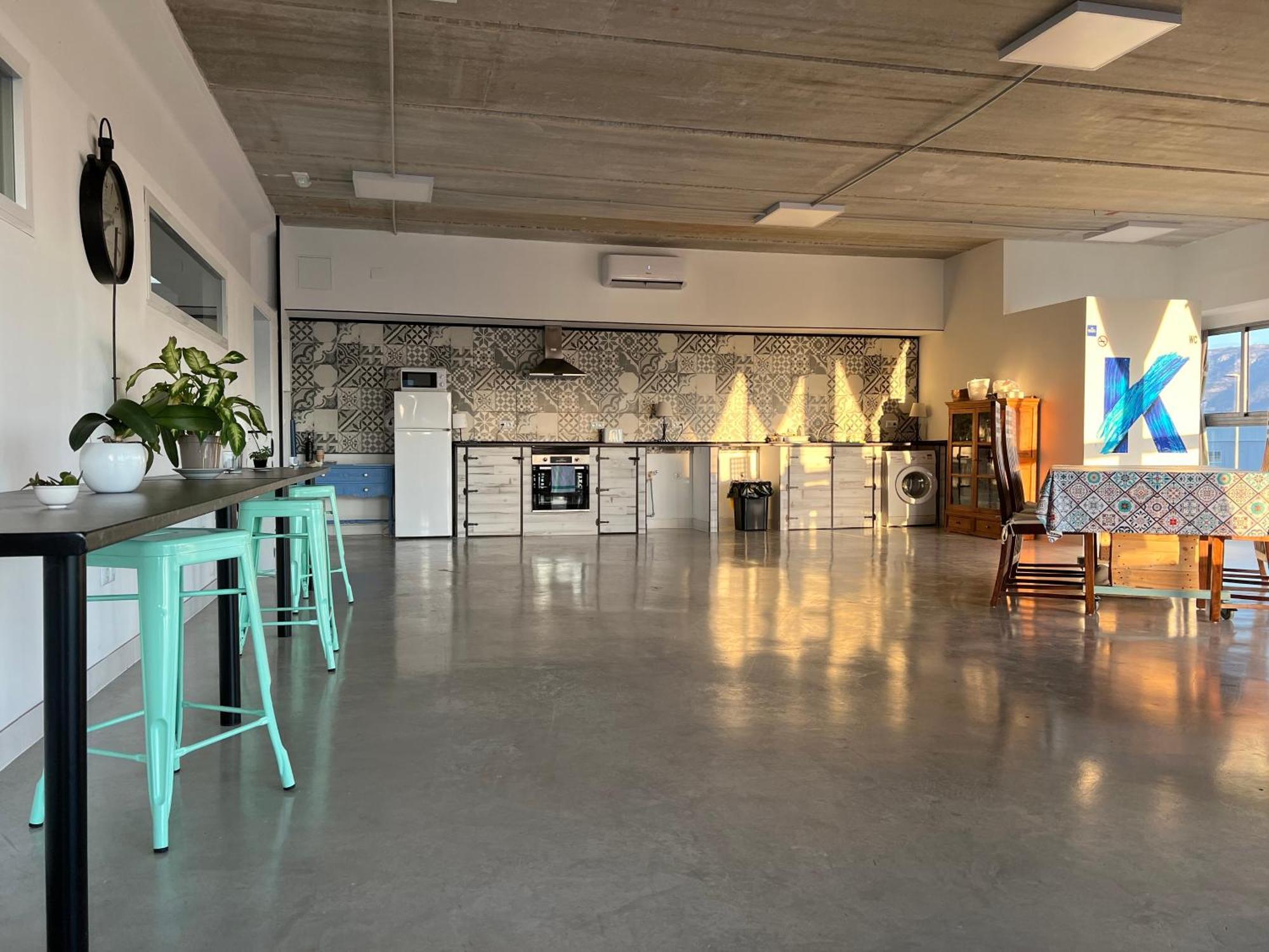 Hostal Kaizen La Nucia Bagian luar foto