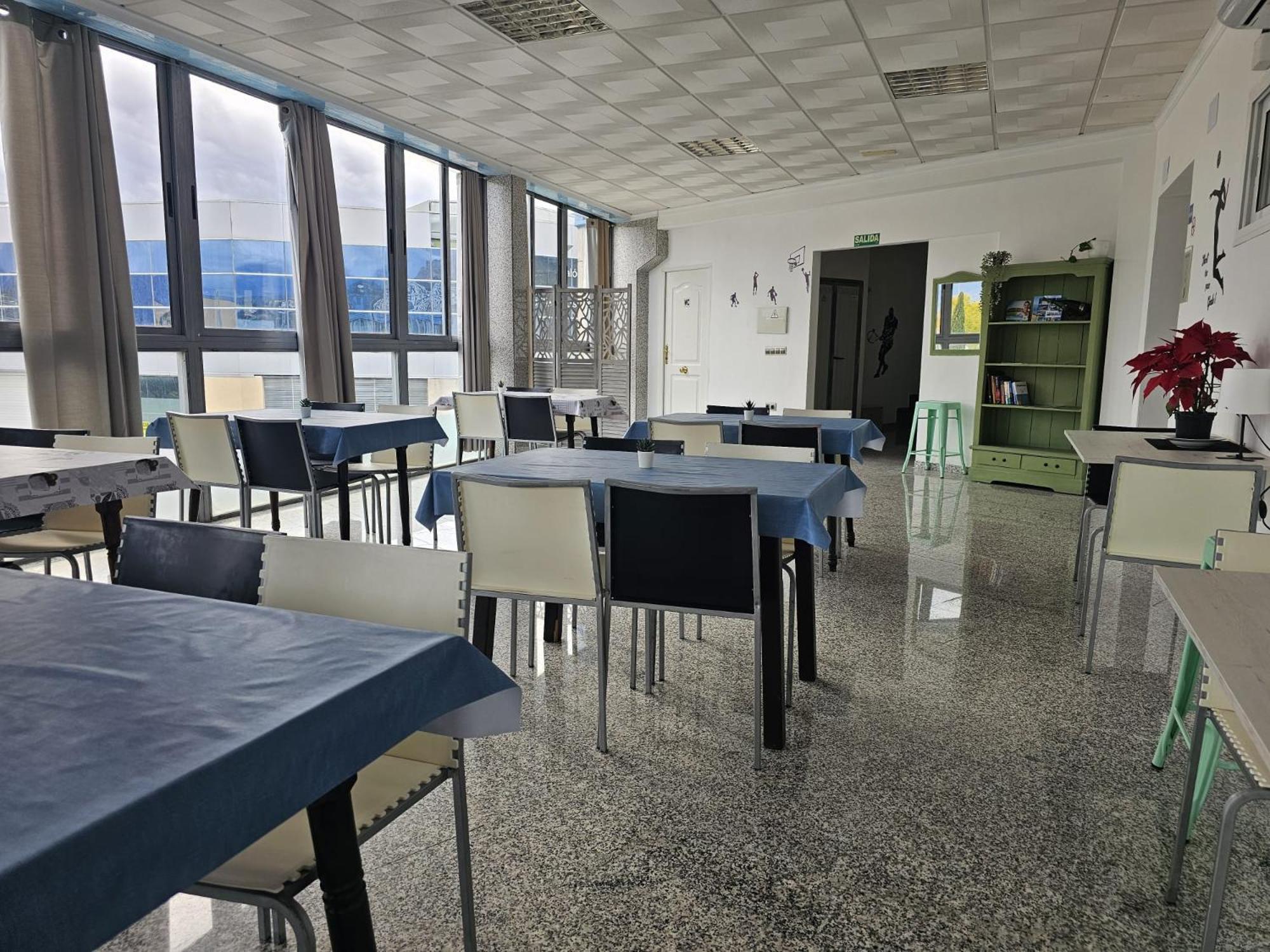 Hostal Kaizen La Nucia Bagian luar foto